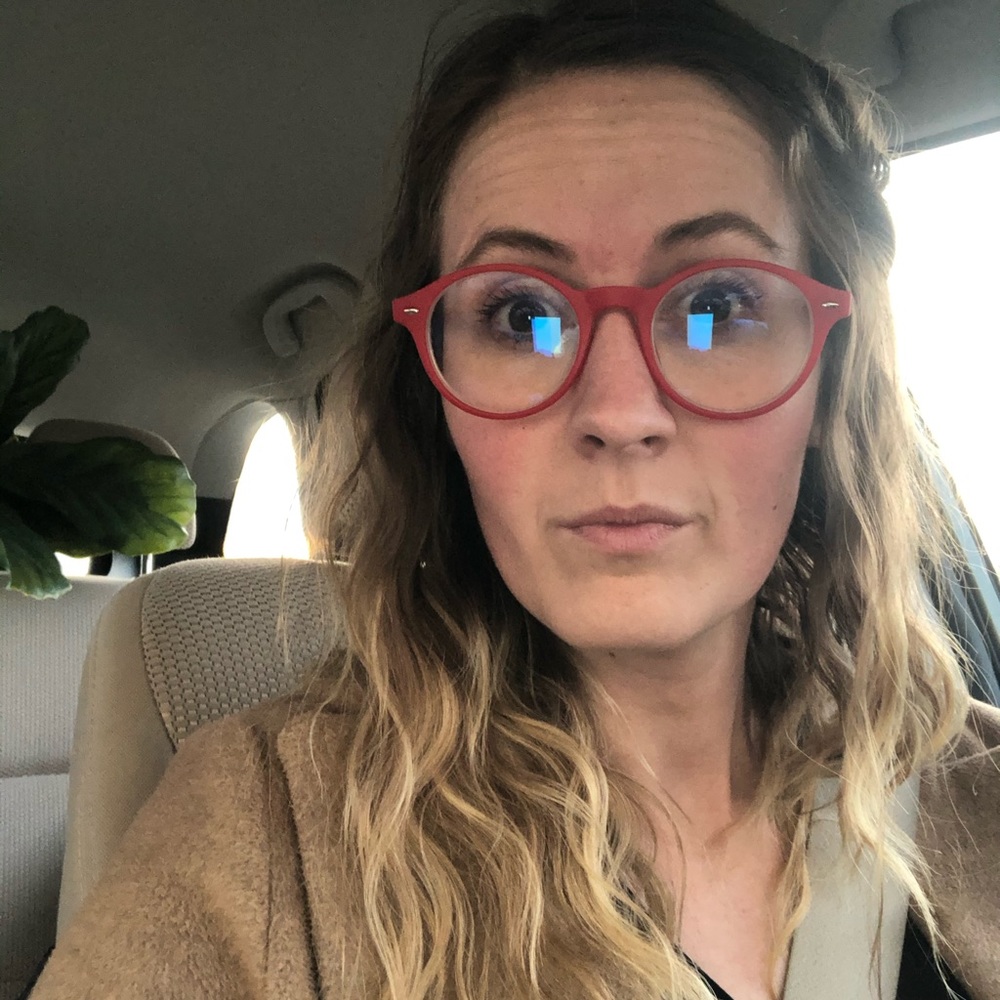 Meet your Posher, Sierra